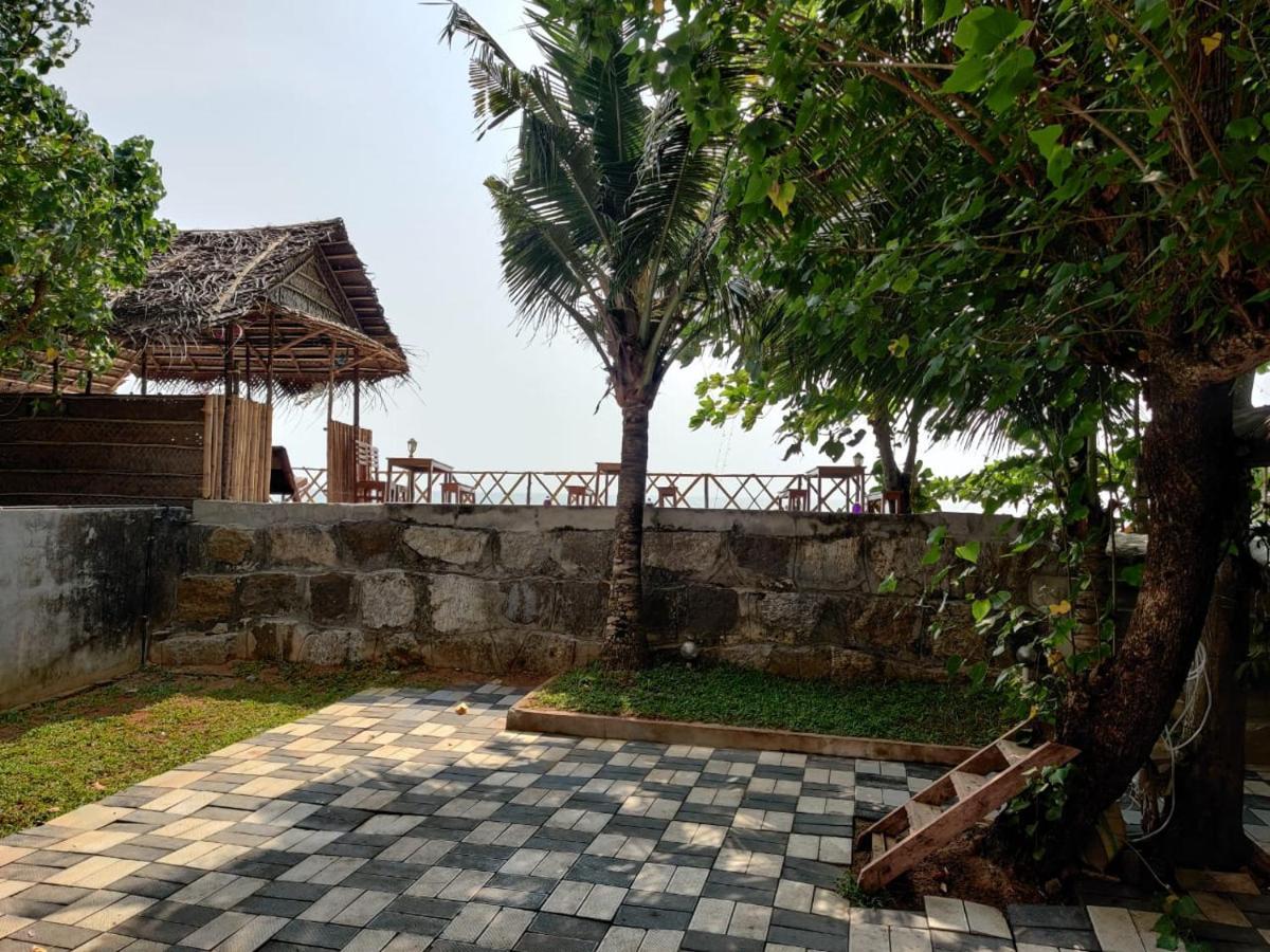 Shalom Beach Residency Hotel Alappuzha Exterior photo