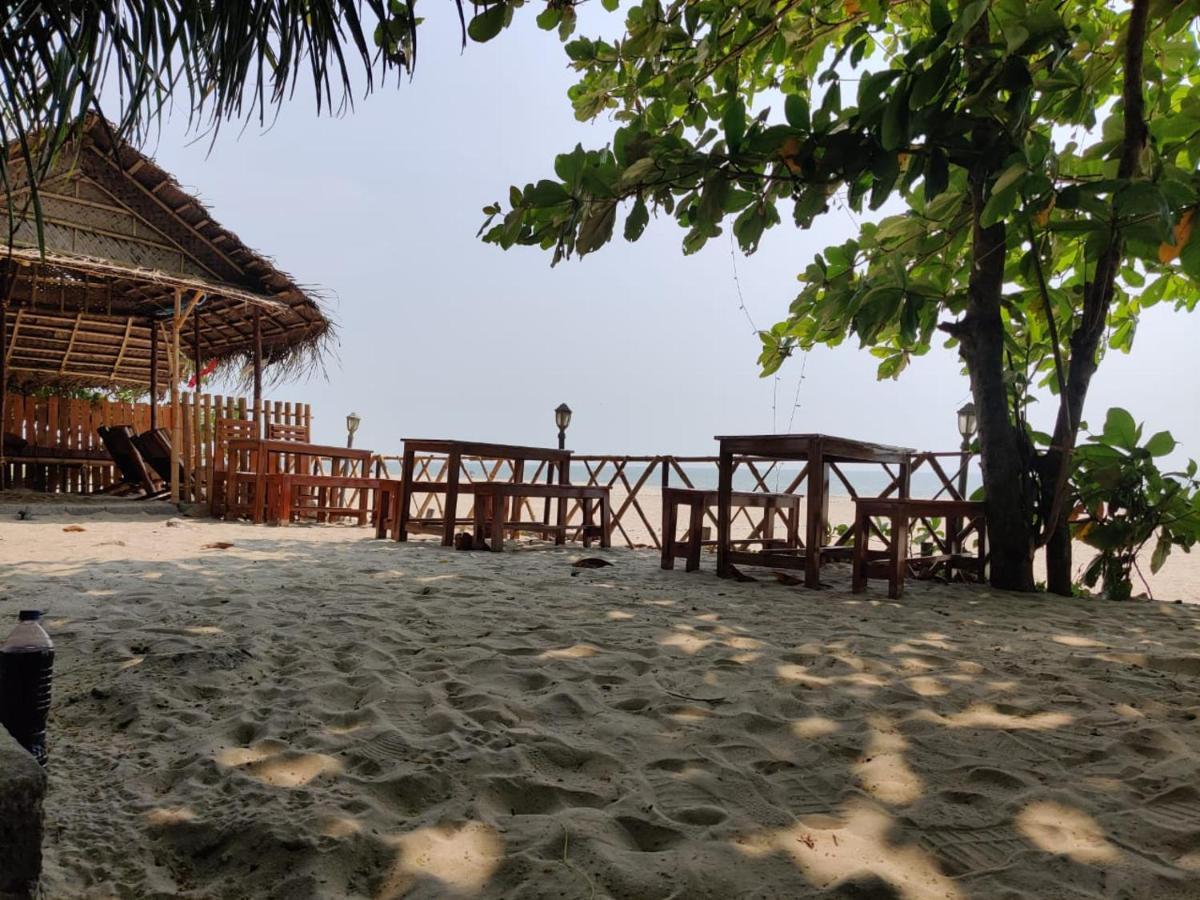 Shalom Beach Residency Hotel Alappuzha Exterior photo