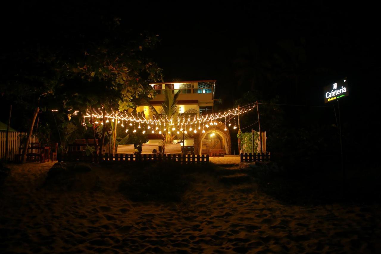 Shalom Beach Residency Hotel Alappuzha Exterior photo