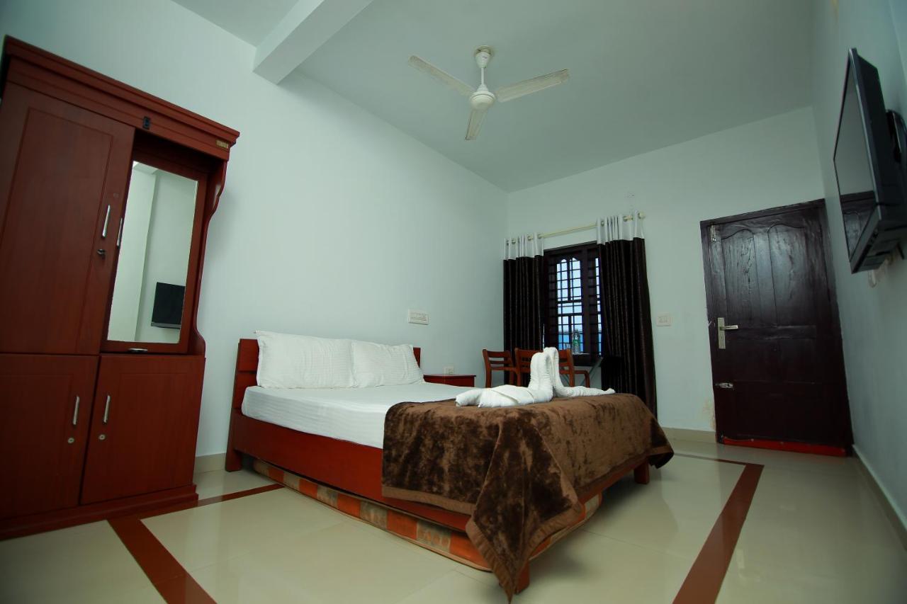 Shalom Beach Residency Hotel Alappuzha Exterior photo