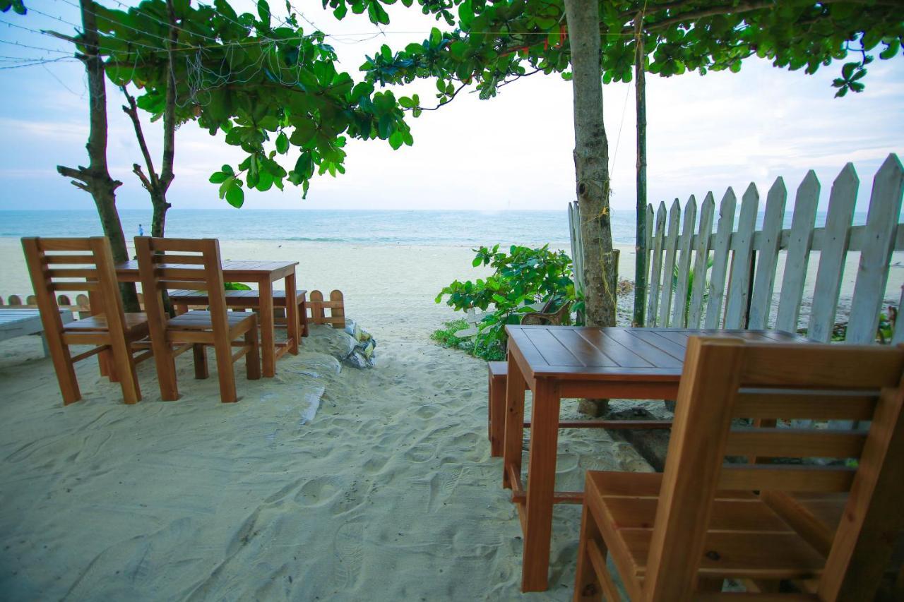 Shalom Beach Residency Hotel Alappuzha Exterior photo